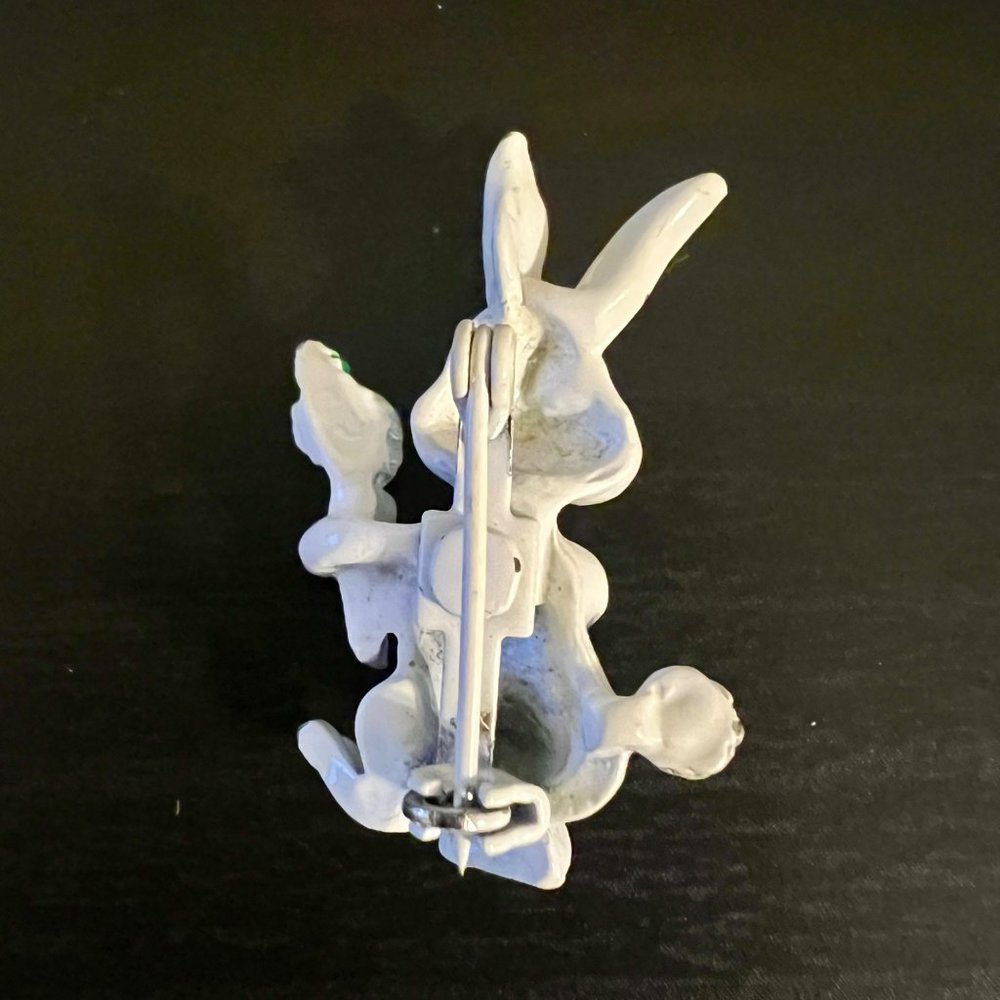 VTG White Enamel Rabbit - Picture 2 of 2